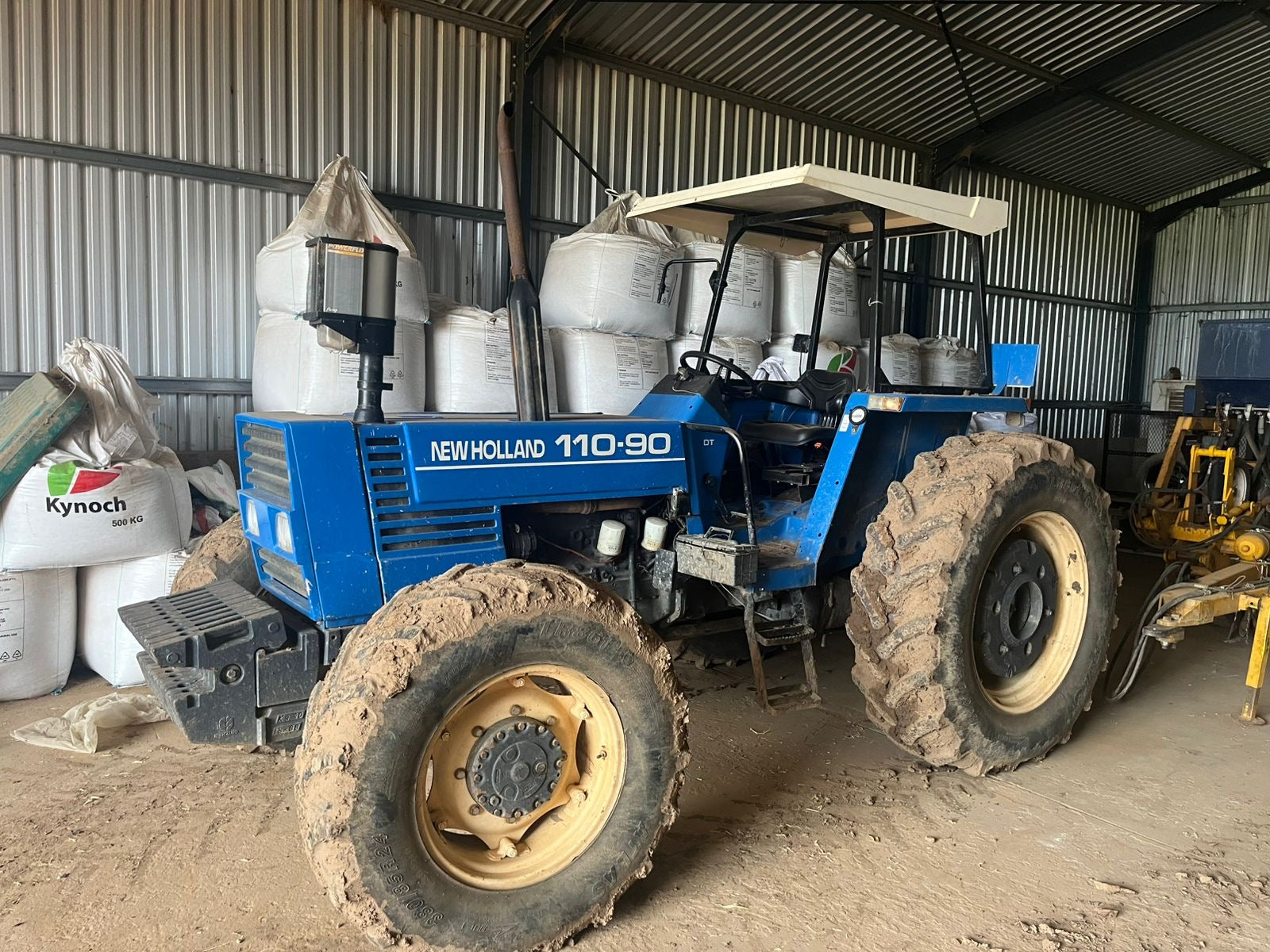 New Holland 110-90