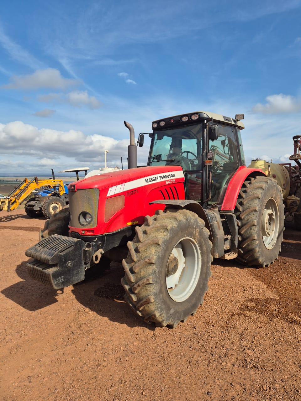 2012 Massey Ferguson 6475